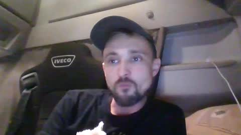 spyco82 online show from November 17, 5:59 pm