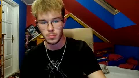 st1eve online show from December 1, 4:16 pm