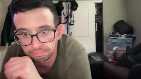 Snapshot of st22fe69 chatting on November 1, 6:51 pm Jose online show from November 1, 6:51 pm