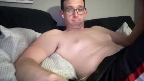 Snapshot of st22fe69 chatting on February 17, 1:15 am Jose online show from February 17, 1:15 am