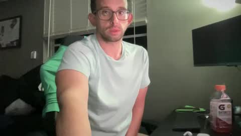 Snapshot of st22fe69 chatting on December 15, 2:41 am Jose online show from December 15, 2:41 am