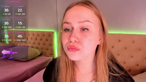STACY online show from June 8, 8:32 pm