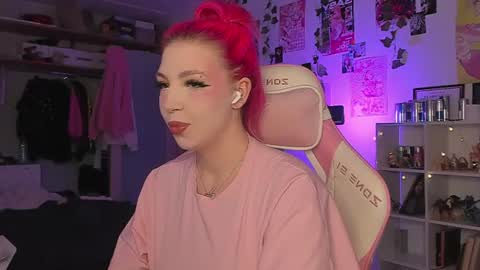 Stacy online show from July 7, 6:56 pm