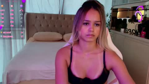 Stacy Tyler online show from July 2, 8:03 pm