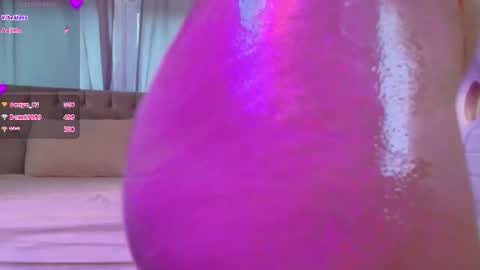 Stacy Tyler online show from July 3, 8:13 pm