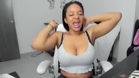 Zulma Yisset online show from February 3, 2:30 am