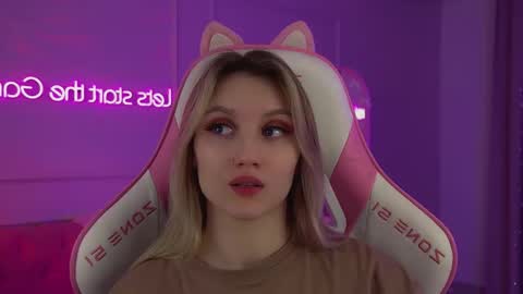 StacyEvances online show from March 2, 5:08 am