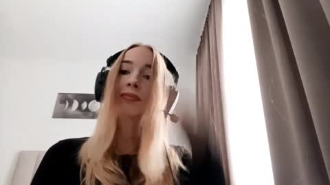 Mila online show from February 7, 6:49 am