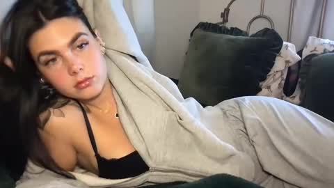 Stacy online show from September 19, 5:38 pm