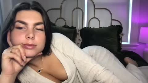 Stacy online show from September 25, 5:20 pm