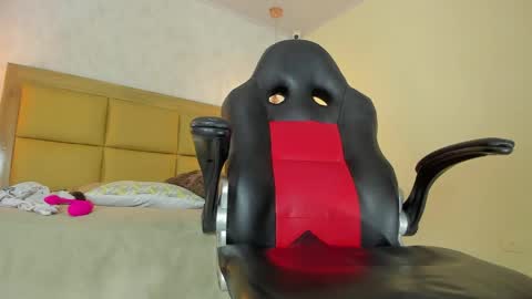 KEIMI  online show from April 6, 4:46 am