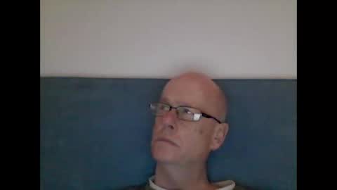 stanley1923308 online show from April 3, 10:28 pm