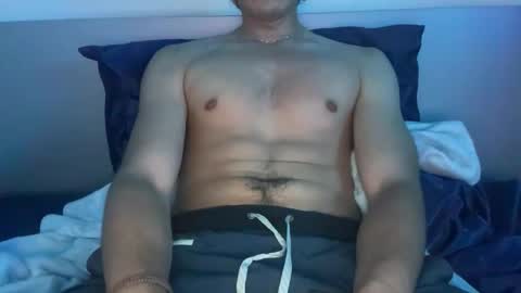 StarBoy online show from December 2, 7:40 am