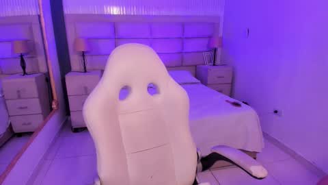 STAR online show from February 11, 5:11 am