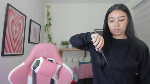 Alisson  online show from February 4, 2:48 am