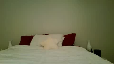 stassiebby online show from September 23, 1:54 am