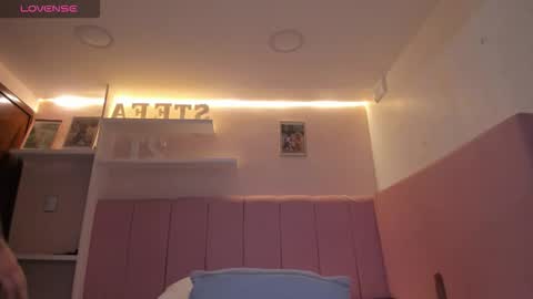 Stefa Gomez  online show from October 3, 12:13 pm