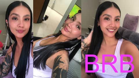 Im MiaIts my first day here  online show from April 5, 10:18 pm