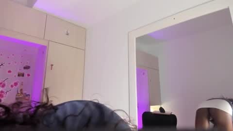 stefannyevans_ online show from January 17, 1:42 pm