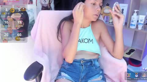 stefany lovers online show from January 14, 7:11 pm