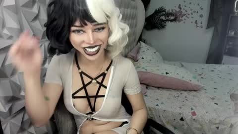 Jane online show from March 28, 2:07 pm