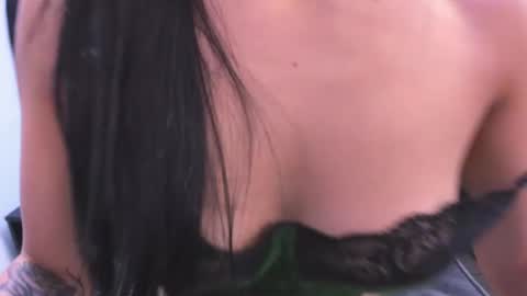 stefanysweett online show from October 1, 5:28 am