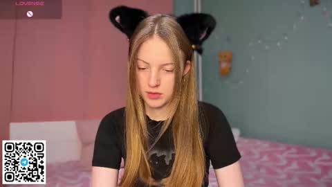 STEFI  Streams every day from 10 PM GTM1  online show from February 1, 12:24 pm