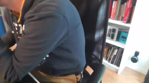 Snapshot of steiferpimmel chatting on February 26, 12:38 pm steiferpimmel online show from February 26, 12:38 pm