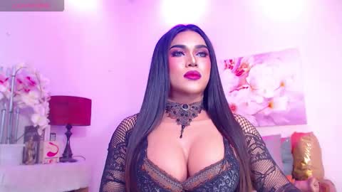 CALL ME STELLA online show from February 5, 6:06 am