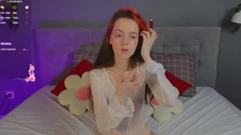 Stella online show from April 4, 3:57 am