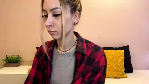 Alexia online show from December 21, 10:10 am