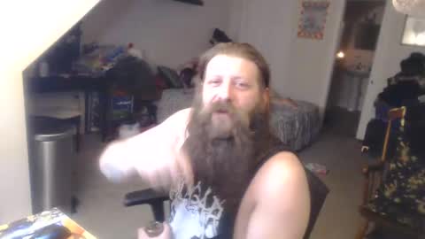 The Stone and Stella Tushys Wild Ride online show from February 1, 5:07 am