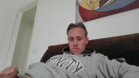 sten015 online show from April 15, 12:41 pm