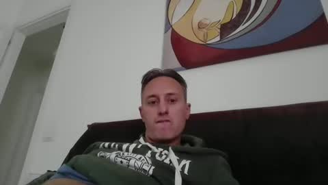 Snapshot of sten015 chatting on October 23, 11:55 am sten015 online show from October 23, 11:55 am