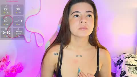 Emma online show from April 12, 3:16 pm