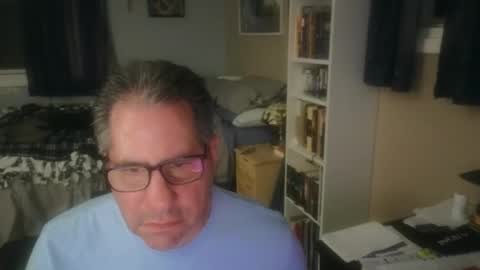 stephenhal9 online show from April 30, 3:55 am