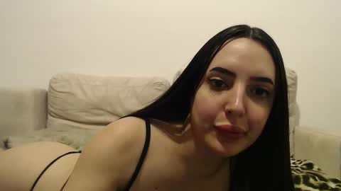 StepMommy19 online show from January 18, 8:18 pm