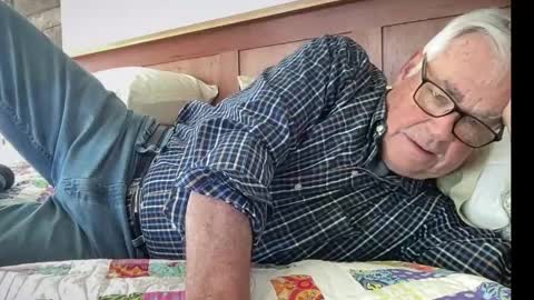 Steve online show from April 12, 5:17 pm