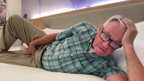 Steve online show from September 16, 11:41 pm