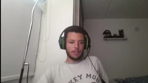 Steve online show from February 13, 3:32 am