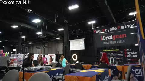 StevenRiseNYC online show from October 24, 8:31 pm