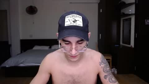 Snapshot of steveoceanbeanhuge chatting on February 27, 5:37 pm Alex online show from February 27, 5:37 pm