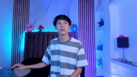 Sthepano  online show from January 7, 7:19 pm