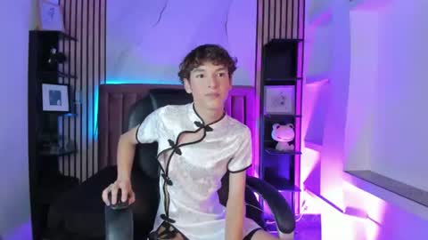 Sthepano  online show from July 14, 3:22 am