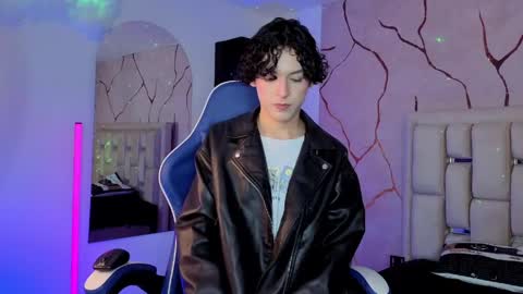 Sthepano  online show from May 22, 3:46 am