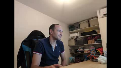 stickolive1 online show from May 15, 10:06 pm