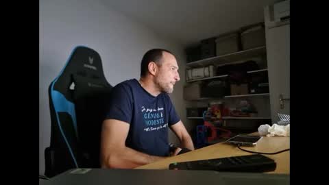 stickolive1 online show from May 25, 9:43 pm