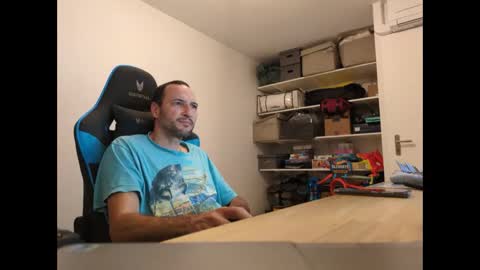 stickolive1 online show from June 8, 9:49 pm