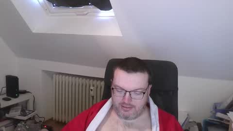 Oliver online show from December 18, 7:58 am