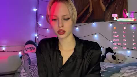 stillsweety online show from March 11, 4:32 pm